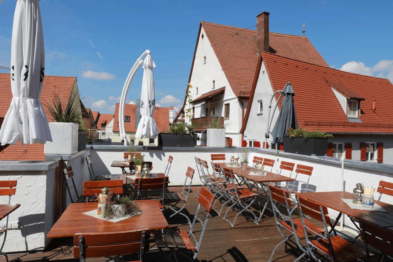 Weinstube Sinas Brettl Hotel Nördlingen Eksteriør billede
